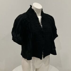 NWT BCBG Maxazria Blouse in Size M